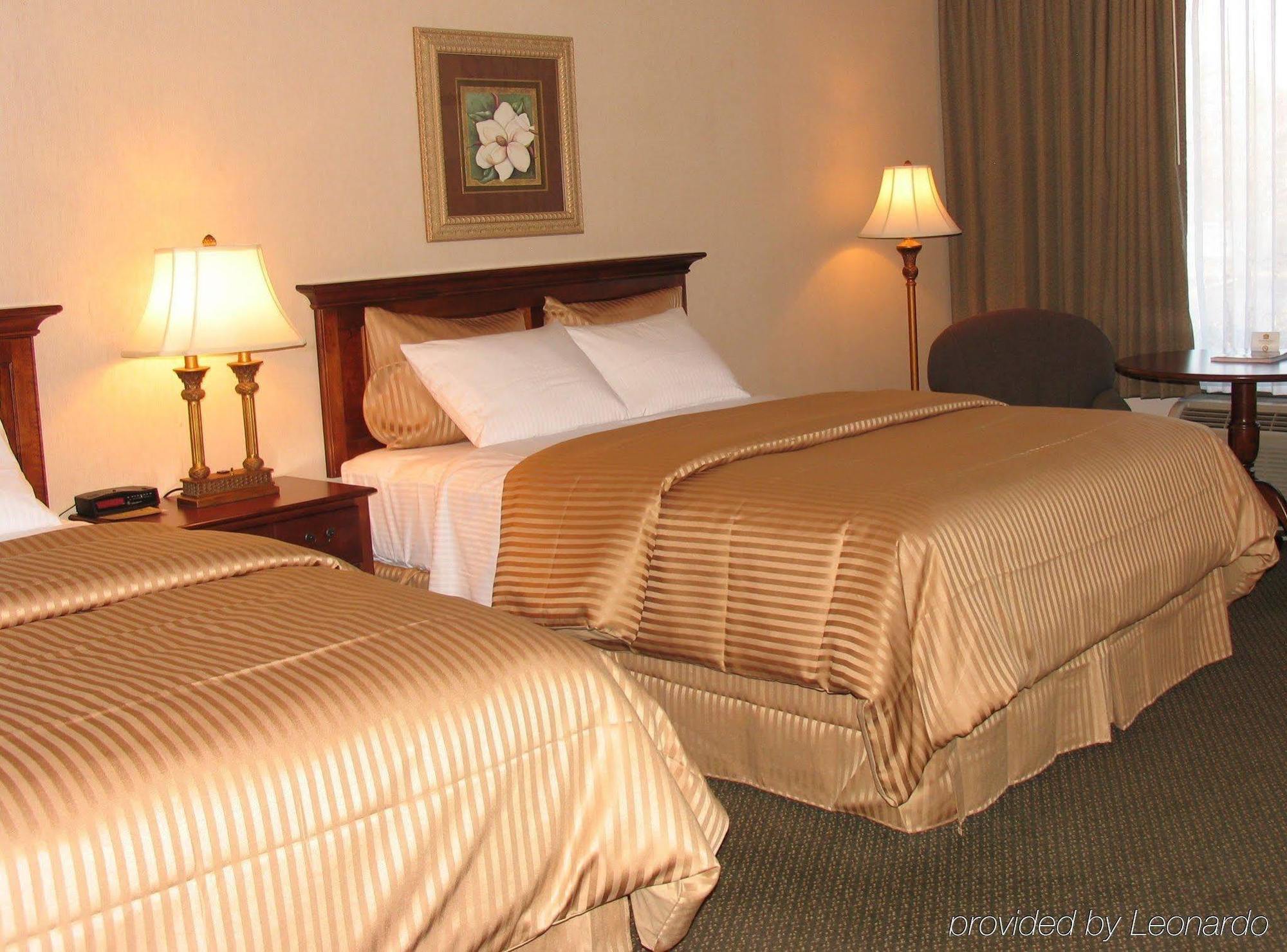 Best Western Inn Of The Ozarks Eureka Springs Room photo